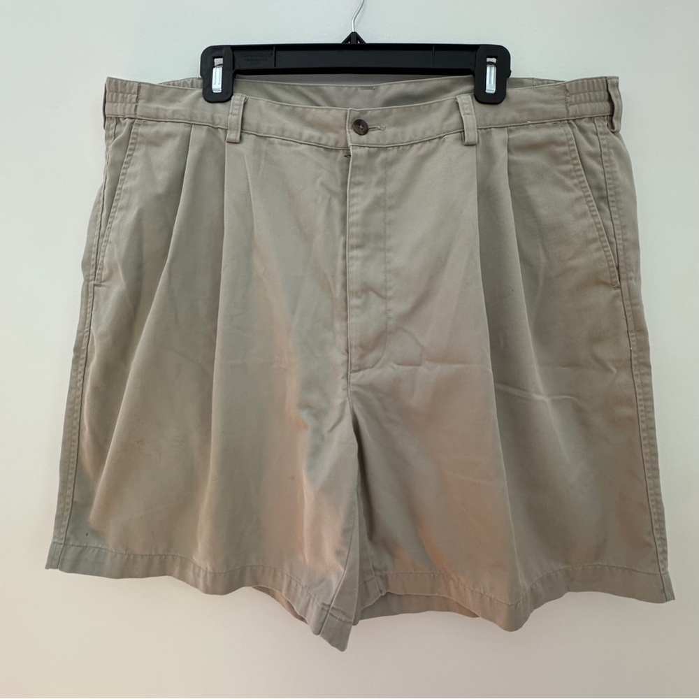 Haggar Generations Pleated‎ Khaki Shorts Men’s Size 40 Classic Fit 100% Cotton